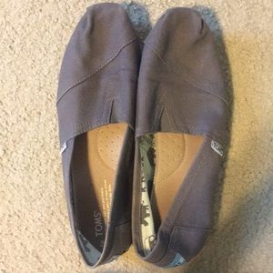 Canvas Toms
